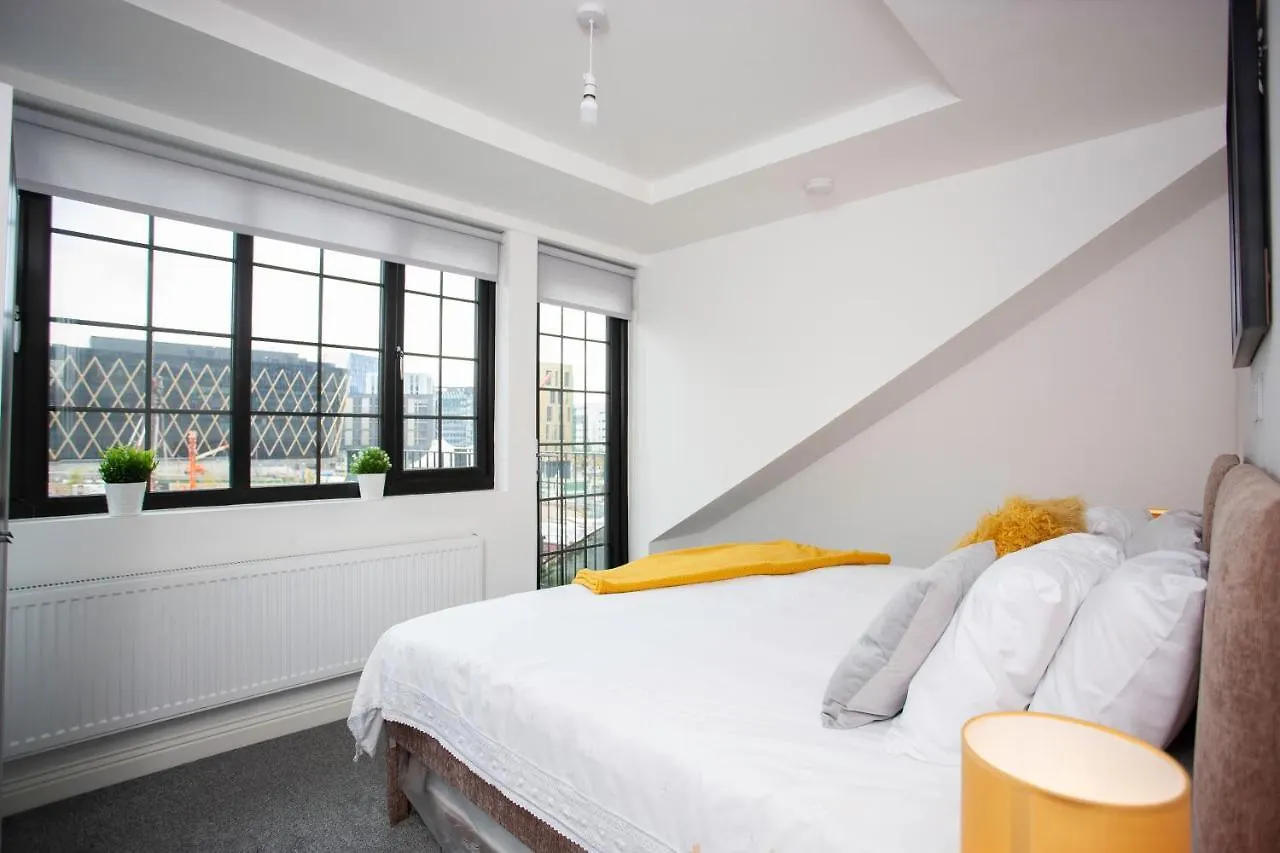 Oakstays - Bright, Spacious Gem Newcastle upon Tyne